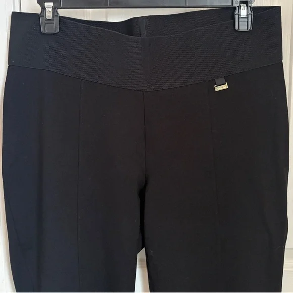 Nygard Slims by Peter Nygard Black Elastic Waist Pull-On Capri Pants - Picture 3 of 9